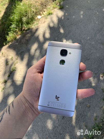 LeEco Le 2, 3/32 ГБ