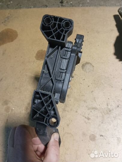 Педаль газа Opel Vectra C,1.8