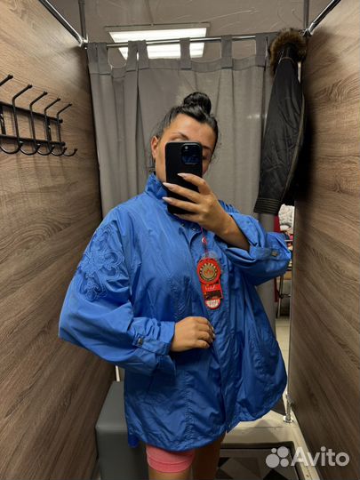 Ветровки женские