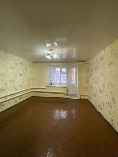 3-к. квартира, 64,1 м², 1/3 эт.