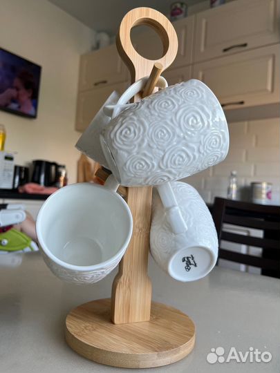 Набор кружек на подставке