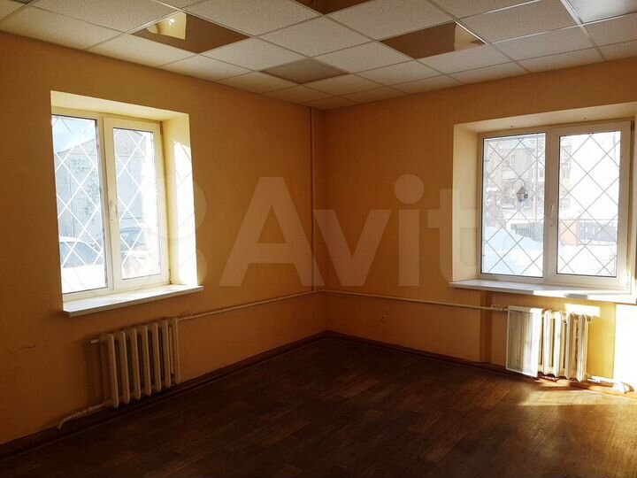 Торгово-офисное помещение площадью 22 кв. м