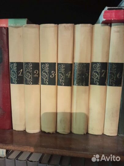 Книги Пушкин,Чехов,Толстой