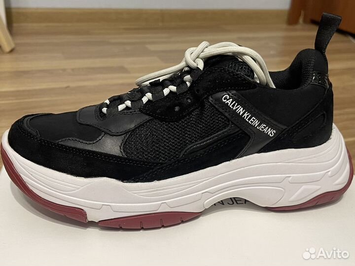 Габаритные кроссовки Calvin Klein Marvin