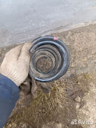 Передняя пружина volvo xc60