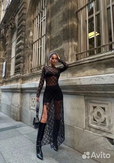 Черное кружевное платье