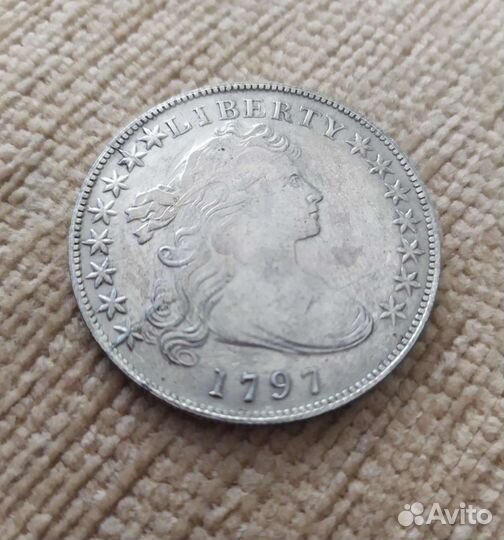 Монета liberty