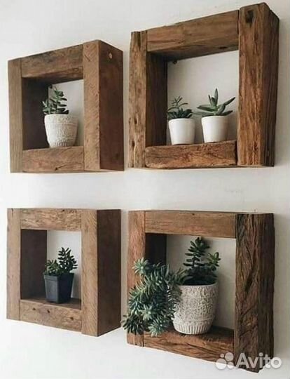 Полочки из амбарной доски