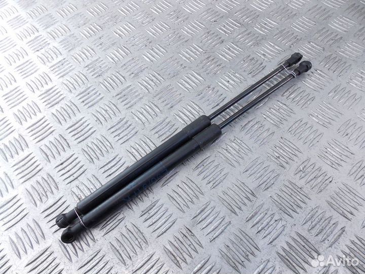 Амортизатор капота BMW E90/91/92