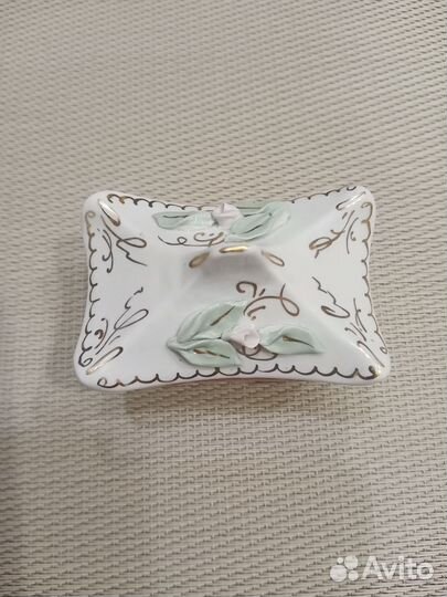 Шкатулка для украшений маленькая