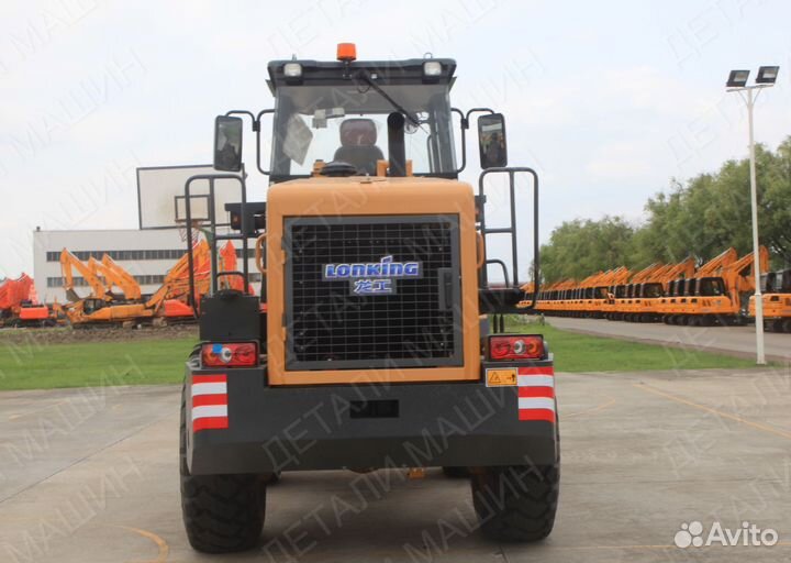 Фронтальный погрузчик Lonking LG833N, 2022