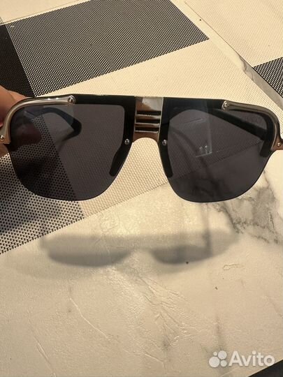 Солнечные очки женские gucci