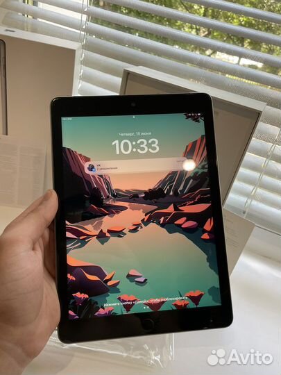 iPad 2017 wifi+cellular