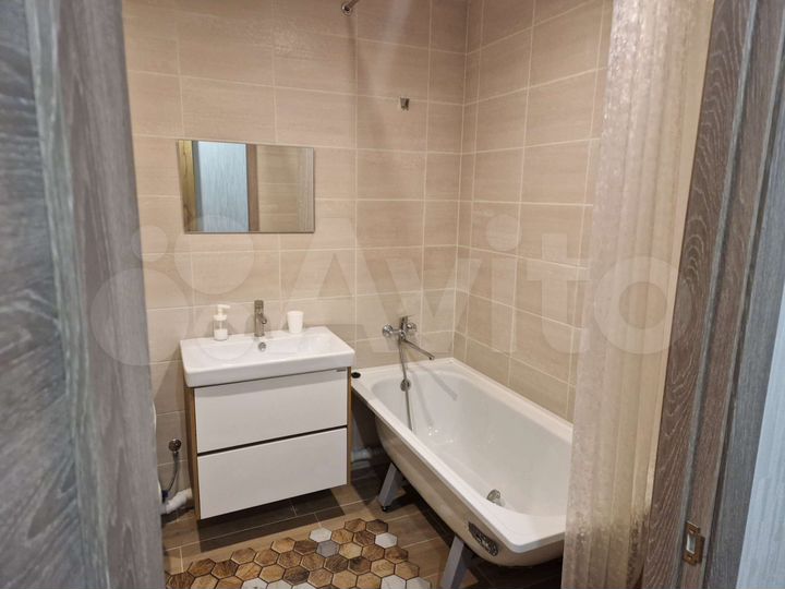 3-к. квартира, 61 м², 2/16 эт.