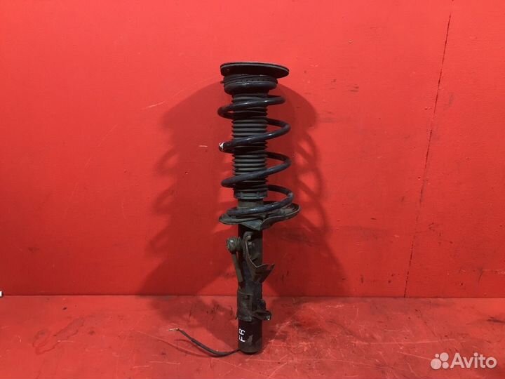 Стойка подвески передняя правая Land Rover Range