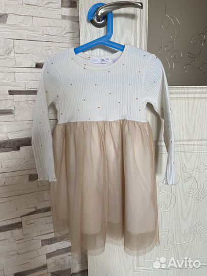 Платье Zara 110