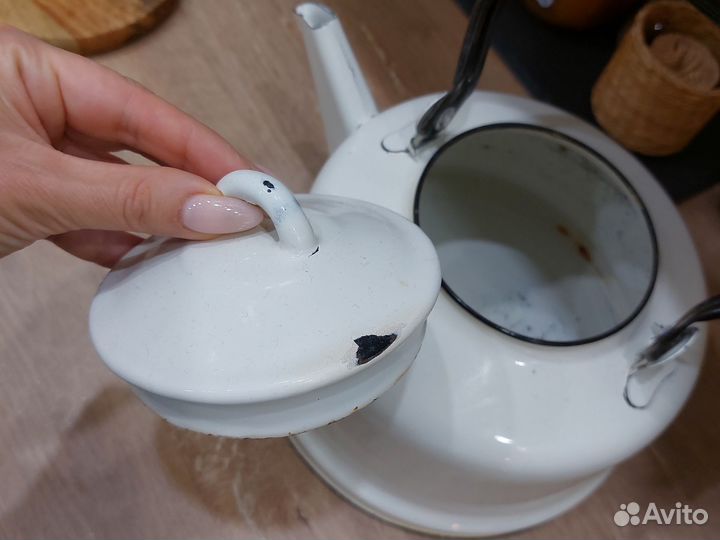 Чайник советский эмалированный