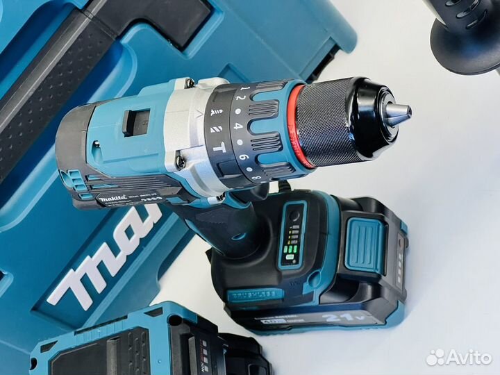 Шуруповерт бесщеточный Makita 100Нм