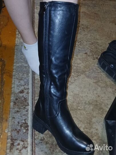 Женские зимние сапоги