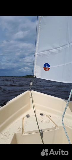 Парусная лодка Виза Комби-395