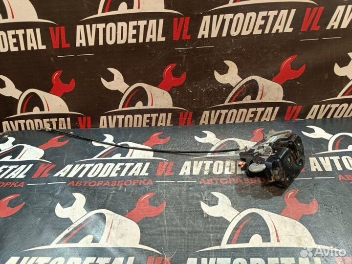 Замок двери передний левый Mercedes-Benz Vito