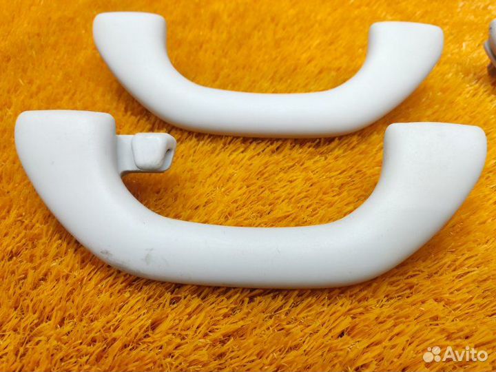 Ручка потолка Volkswagen Tiguan 5N cawa 2009