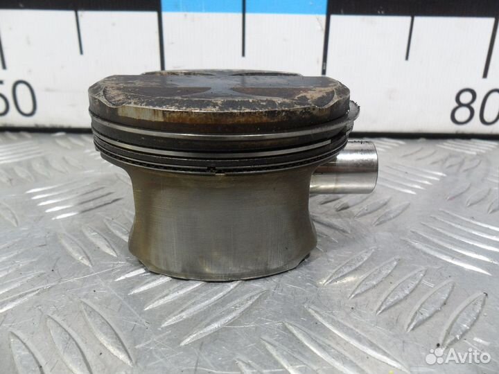 Б/У Поршень BMW N52 E90 E70 E87 E60 E83 E84#002