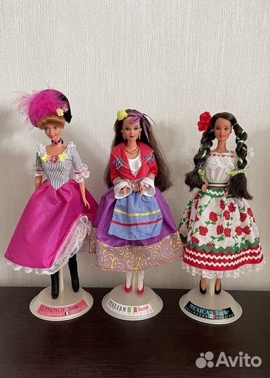 Куклы Барби в национальных костюмах европейки