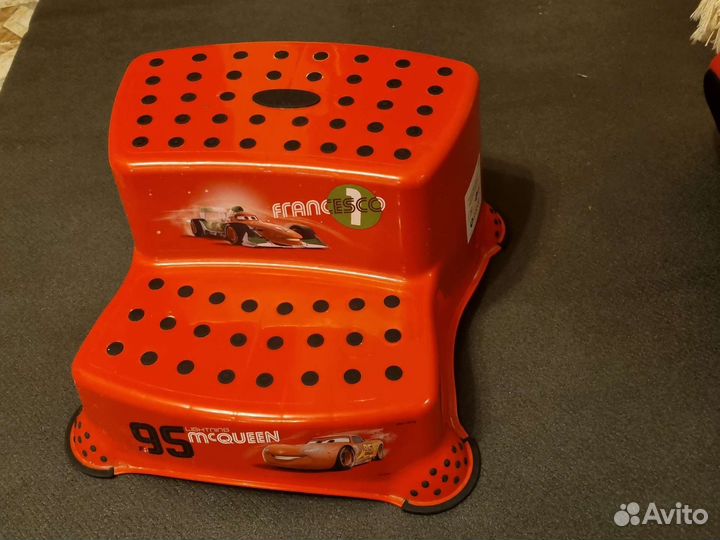 Двойная подставка-лестница Молния Маквин