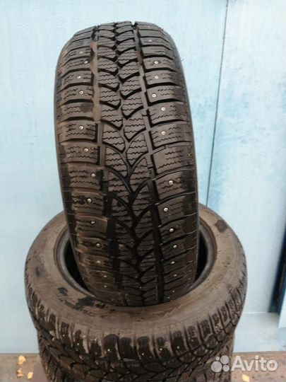 Tigar Sigura Stud 205/55 R16 94