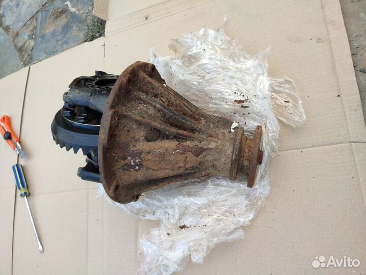 Редуктор задний