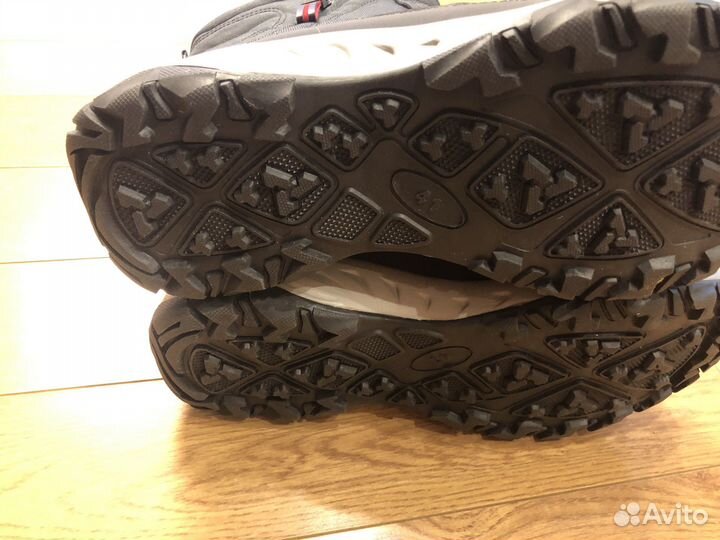 Дутики женские зимние