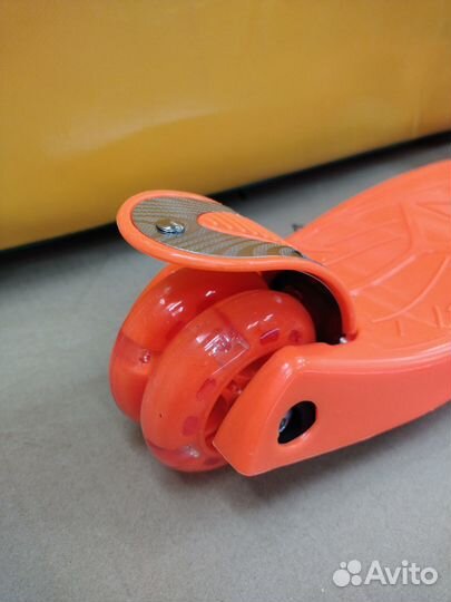 Самокат детский 3-х колесный