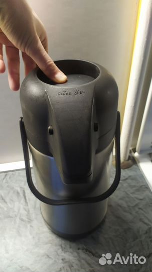 Термос с помпой - 2 л