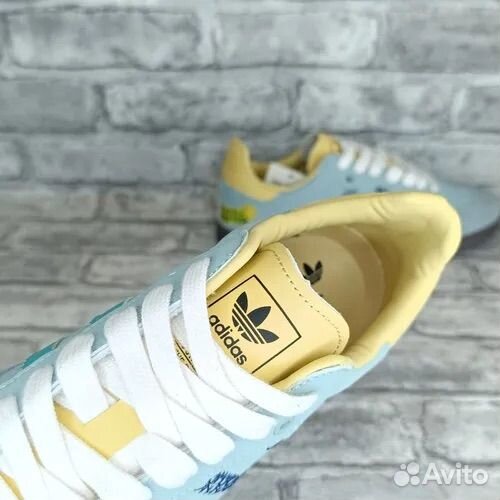 Кроссовки adidas самба