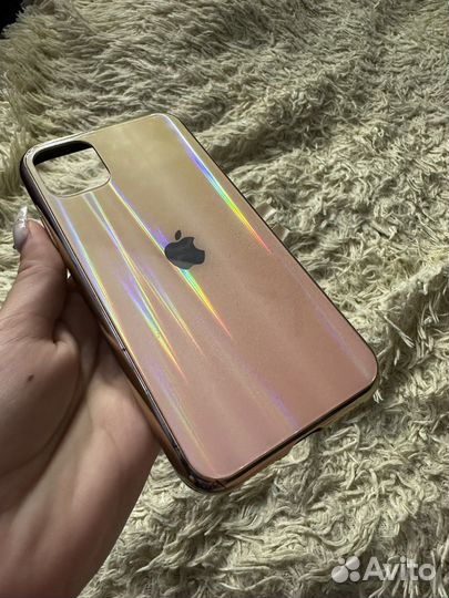 Чехол на iPhone 11