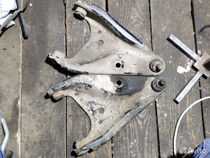 Рычаг передний левый Рено Логан 2