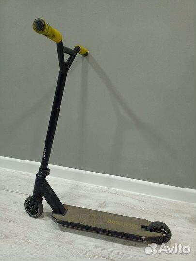 Трюковой самокат Tech Team