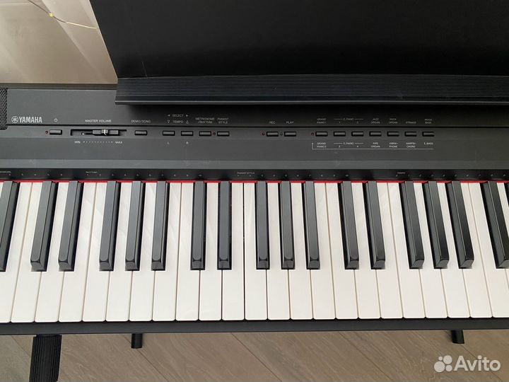 Цифровое пианино/фортепиано Yamaha P-105 B