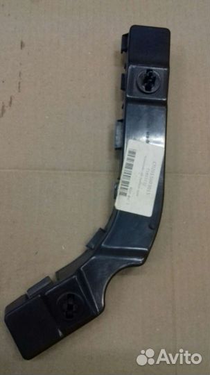 Кронштейн переднего бампера прав. smily