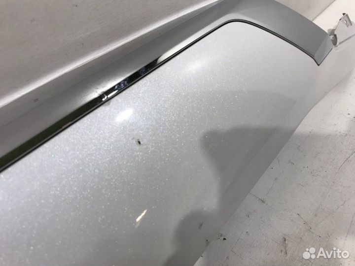 Накладка двери багажника задняя Mitsubishi