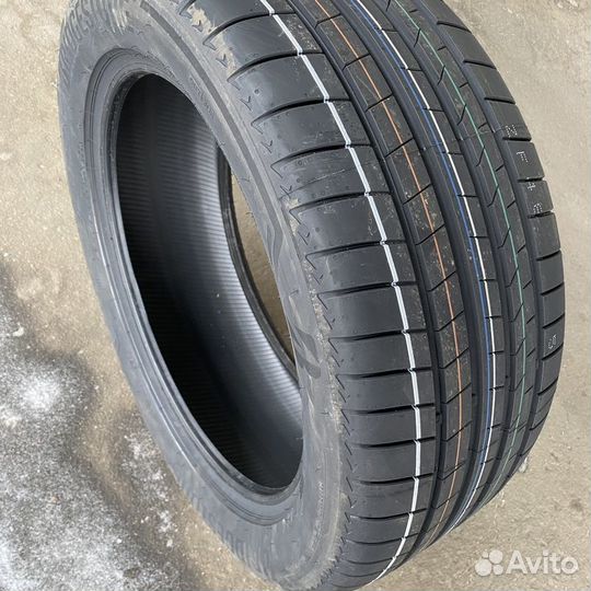 Bridgestone Alenza 001 235/45 R20 96W