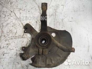 Кулак передний правый