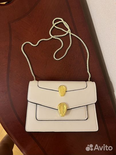 Сумка в стиле Bvlgari