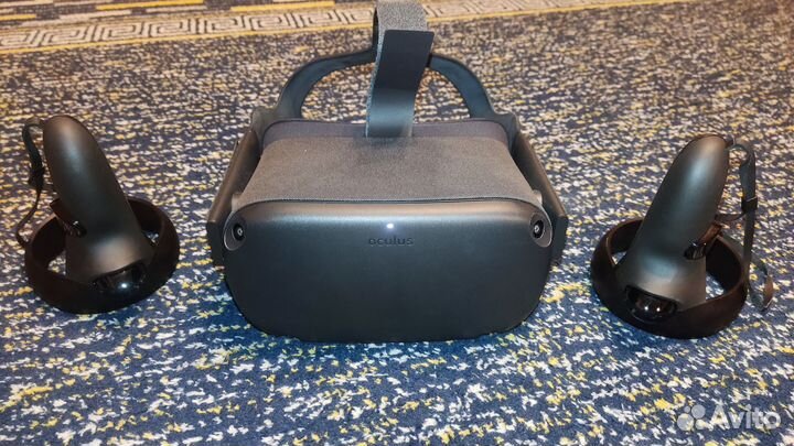 VR шлем Oculus quest 1 64GB в идеале