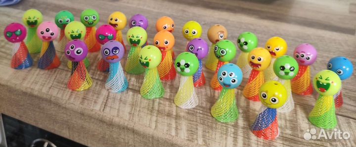 Прыгающие воланчики