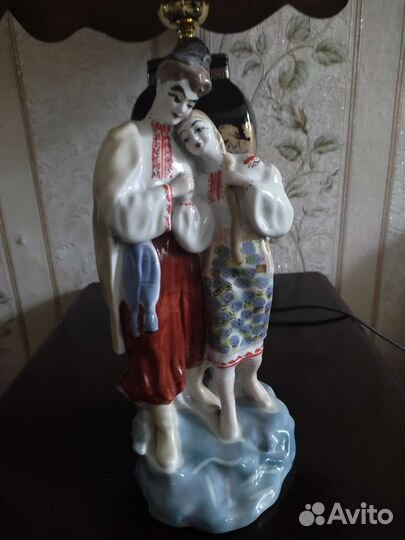 Фарфоровые статуэтки времен СССР