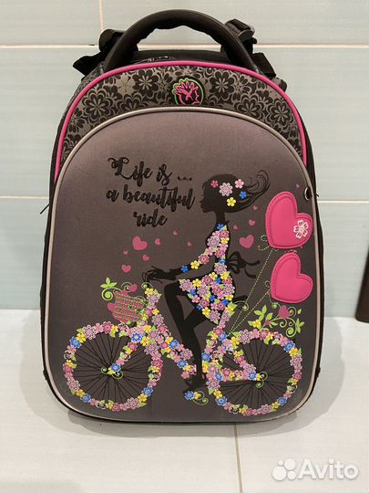 Рюкзак школьный для девочки Hummingbird