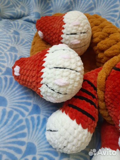 Тигренок пижамница из плюшевой пряжи ручная работа