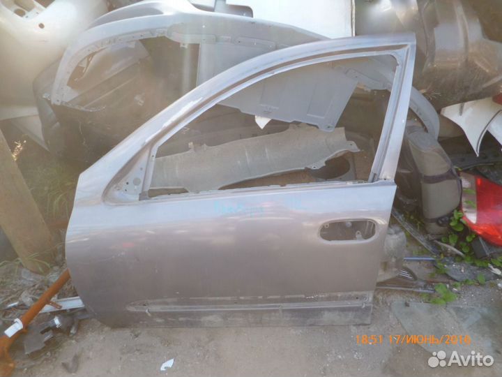 Дверь передняя левая Ниссан Блюберд Силфи